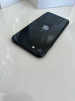 2020 iPhone SE 2nd Gen 64GB