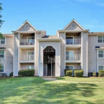 $1641-Large One Bedroom at Breezewood