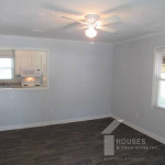 Check Out this 4 BEDROOM 1.5 Bath Home in Simpsonville - Lots of Room!
