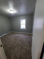 UPSTAIRS HOUSE APARTMENT FOR RENT PERFECT SHAPE