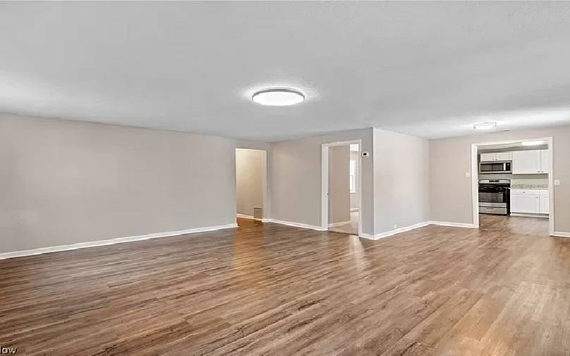 Charming 3 Bed, 2 Bath Fully Renovated Ranch Home in North Ridgeville