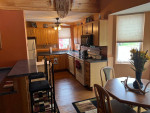 Ranch Cottage 1 1/2 Story OverLooks Creek