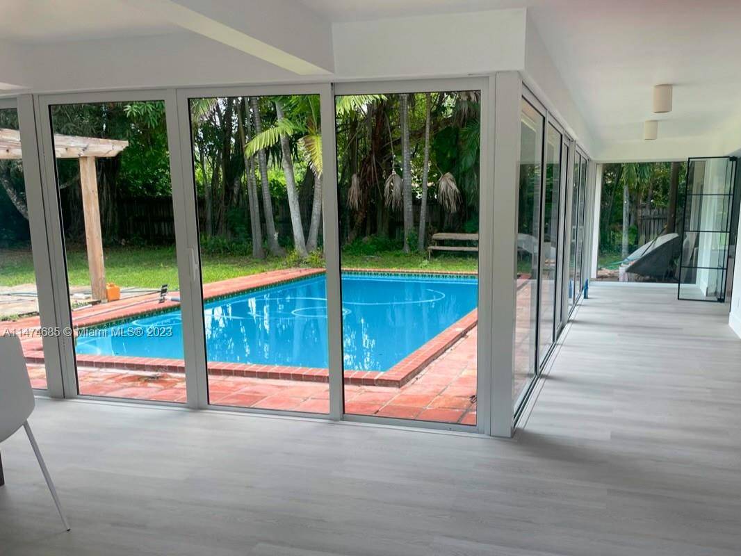 ●► 2/2 Located In The Beautiful Community Unplatted Fantastic Unit  DADELAND