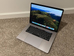 Apple MacBook Pro TouchBar 15" MV902LL/A, i7 2.6Ghz - 16GB - 512GB SSD
