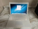 Apple MacBook A1181 - Intel C2Duo 2.0Ghz 2GB Ram 320GB HDD MacOS 10.8