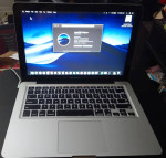 Apple MacBook Pro Laptop With 13" Retina Screen