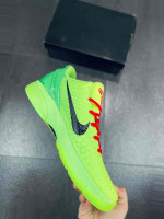 Kobe's 6 Grinch Series Nike Protro