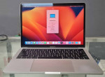 Macbook Pro 13in. w/ Touchbar 500GB SSD 16GB RAM Office Photoshop