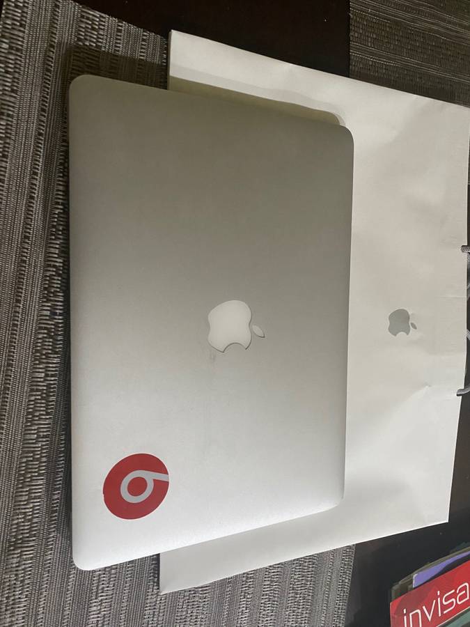 Apple MacBook Pro