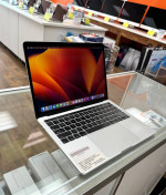 MacBook Pro 13” Touchbar**1.4Ghz Intel Quad Core i5**500GB SSD**16GB RAM