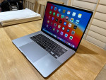 2019 /2020 MacBook Pro 16”, i9 8cores,16gb ram,512gb.4GB graphic, fast