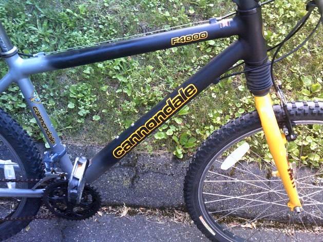 CANNONDALE F4000 ALUMINUM TRAIL/ROAD! - TUNED UP!