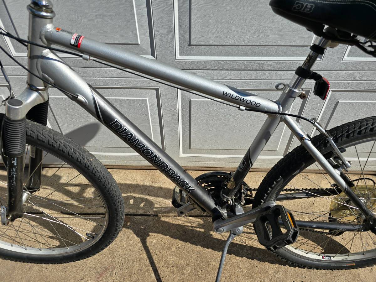 Diamondback bike