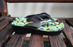 NWT Womens 9 Wedge Sandal Flip Flops Neon Flowers Limes