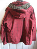Columbia Sportswear Titanium Tech Women’s Large Red w/ Black Jacket