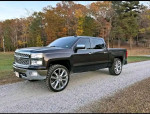 2015 Chevrolet Silverado 1500 LT Crew Cab in excellent condition, grey exterior, 4x4, and low mileage.