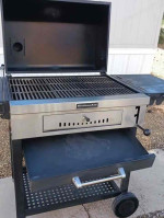 Cart-Style Charcoal Grill ® KitchenAid
