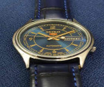 Vintage Seiko 5 Blue Automatic Day/Date 17 Jewels Japanese Mens Wrist Watch 7009