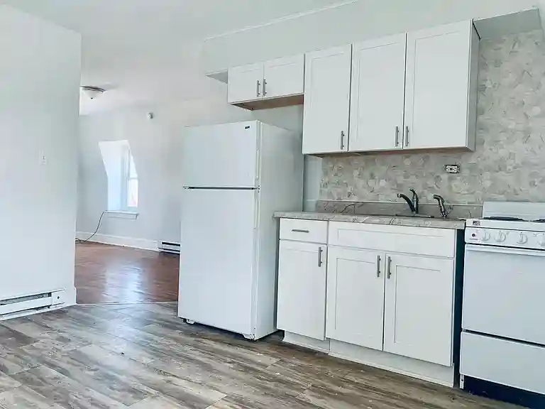 1BD 1BA Apartment for rent    128 W Douglass St, Reading, PA 19601