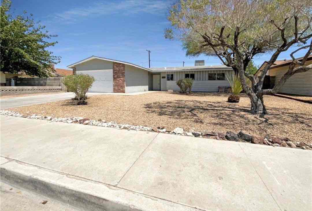3bedroom 2bathroom available for rent