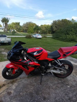Honda 2006 cbr1000rr