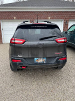 2016 Jeep Cherokee Trailhawk 4WD  50,000 mi