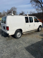 Ford E-250 143,000 mi