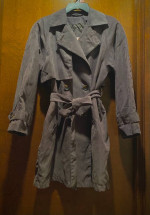 WOMEN’S COAT, SIZE 6