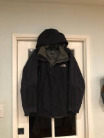 $500 North Face Gore-Tex Snow Ski Snowboard Jacket Black Mens Small