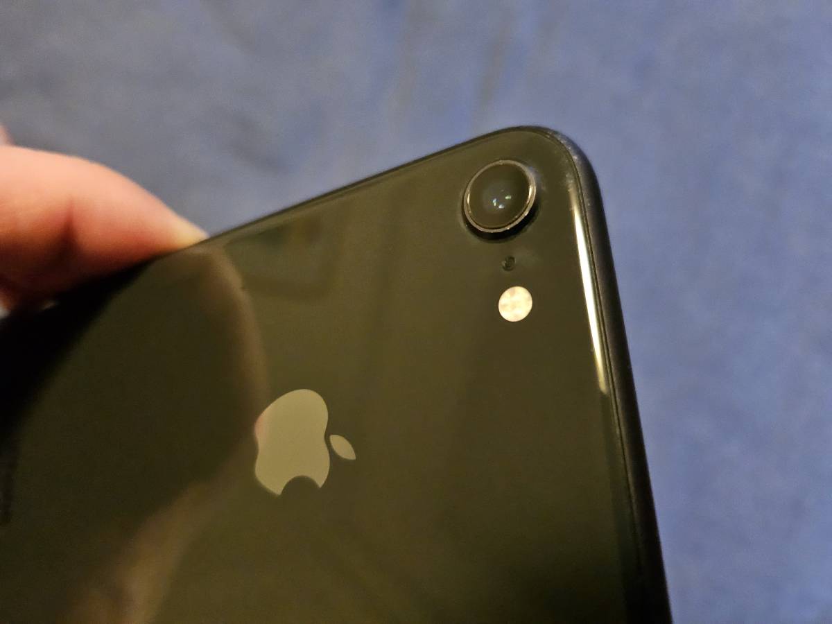 Apple iPhone 8 64GB Unlocked A1905 GSM - Space Gray - Original Box + E