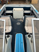 1987 Seaswirl 19ft 4.3 V6 ski boat