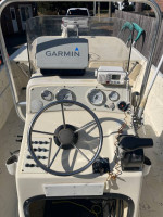 2005 Carolina Skiff 198