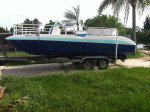 FAMILY TRIHULL BAYLINER