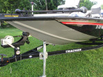 WOW=> BASS TRACKER BOAT 17 1/2 FTL=> LIKE NEW!