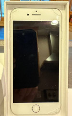 iPhone 7 Unlocked Silver includes accessories