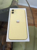 iPhone 11 - 128 GB - unlocked - LIKE NEW