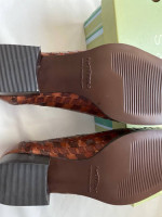 TROTTERS SHOES, NEW, WITH BOX, BROWN, SIZE 8.5M